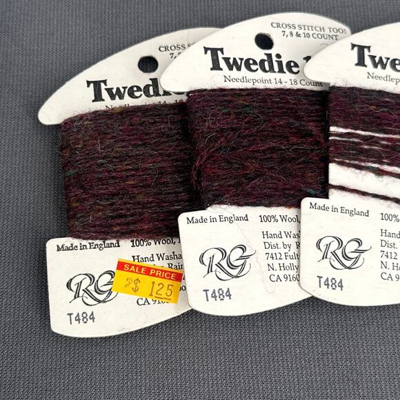 VTG Rainbow Gallery Tweedie 18 Wool Yarn Lot 34 Skeins England Needlepoint Craft - Picture 16 of 16